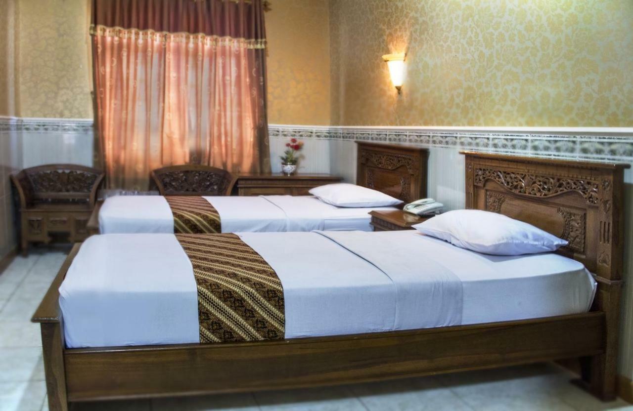 Hotel Wiwi Perkasa 2 Indramayu Buitenkant foto