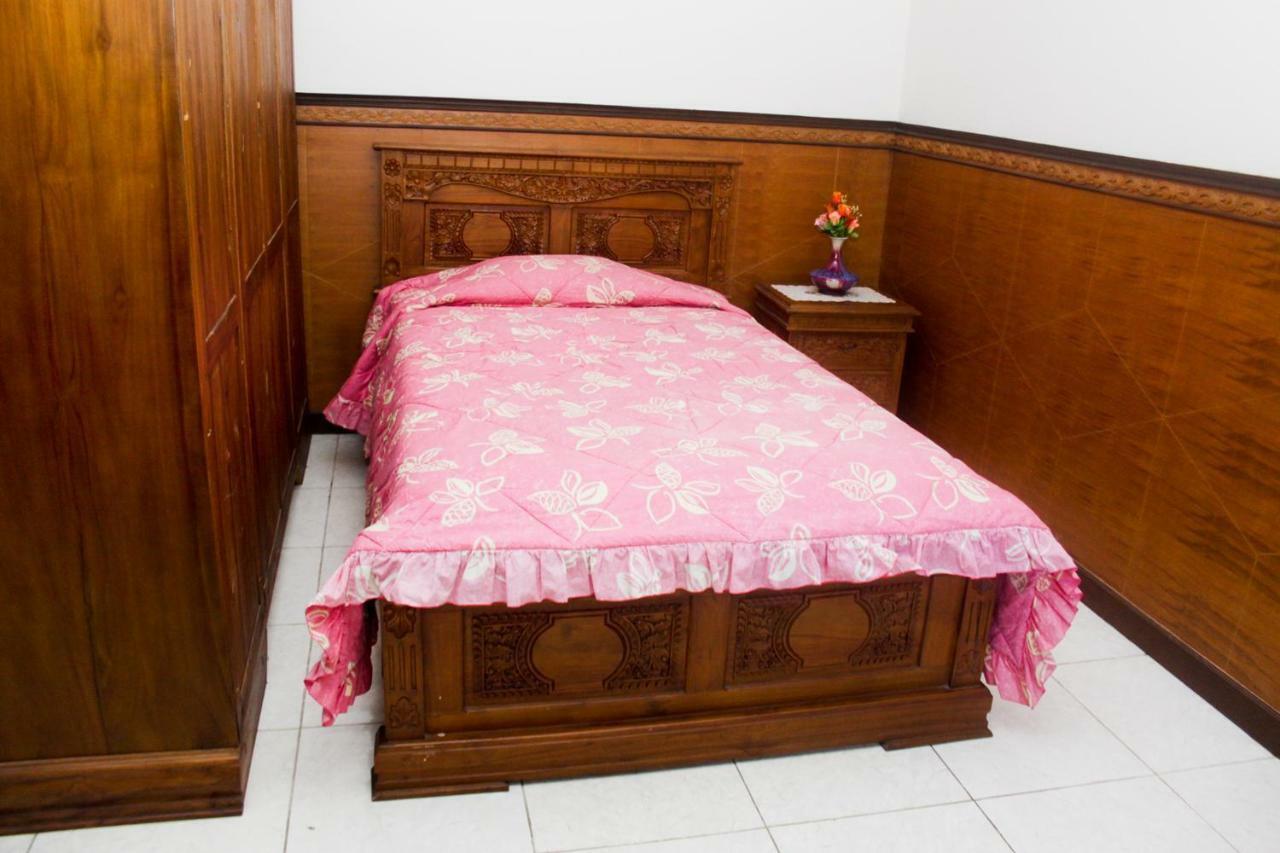 Hotel Wiwi Perkasa 2 Indramayu Buitenkant foto
